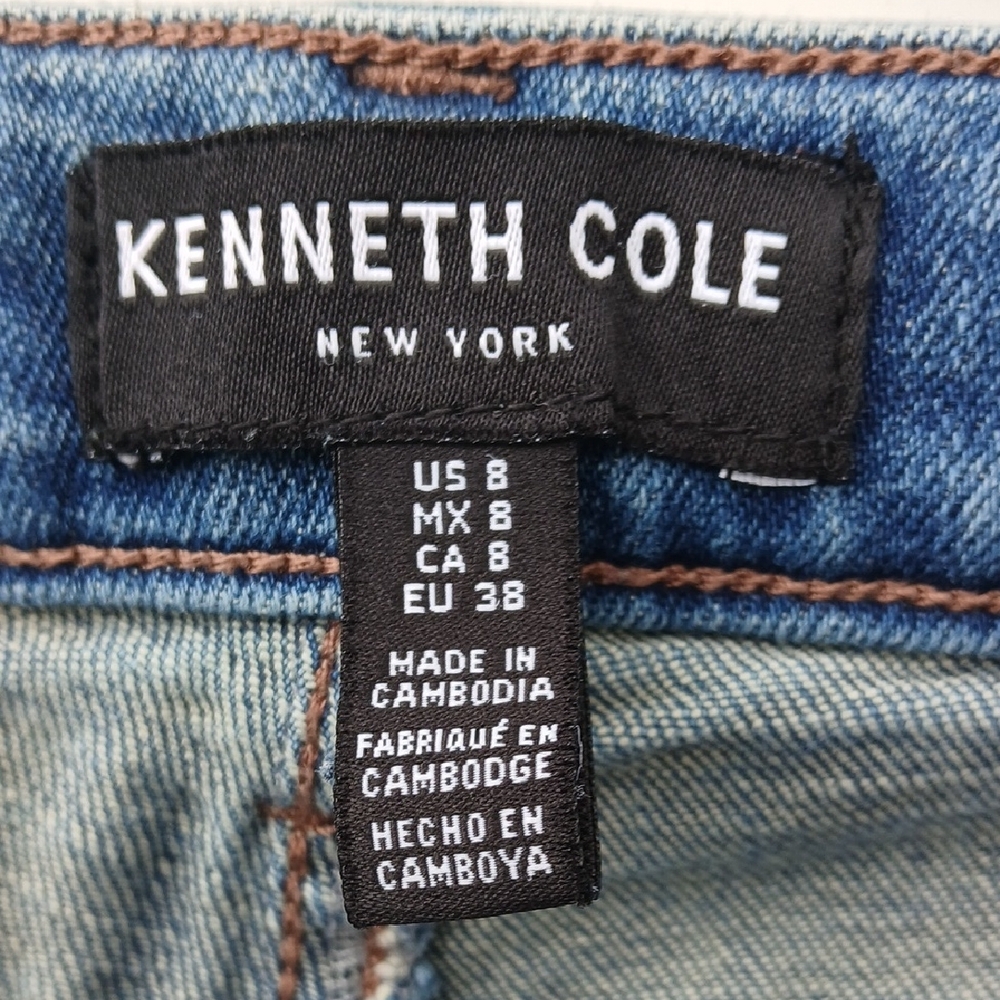 Kenneth Cole Light Blue Straight-Leg Button-Fly Jeans - Picture 2 of 8